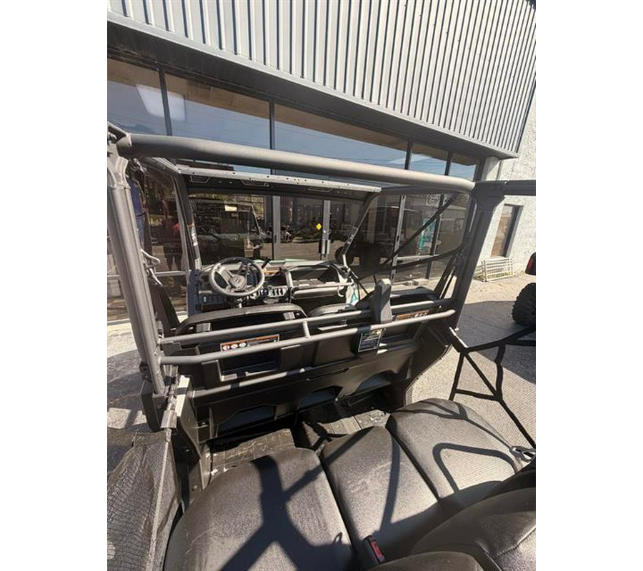 2025 Can-Am Defender MAX HD7