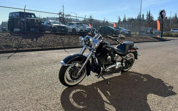 2010 Harley-Davidson Softail® Deluxe