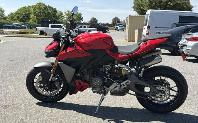 2026 Ducati Streetfighter V2