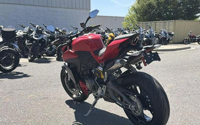 2026 Ducati Streetfighter V2