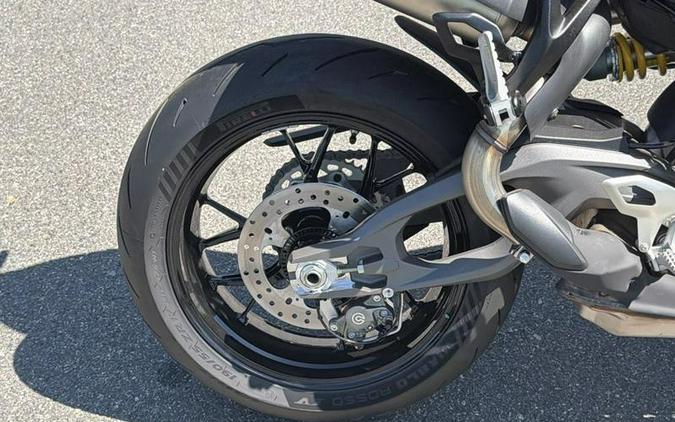 2026 Ducati Streetfighter V2