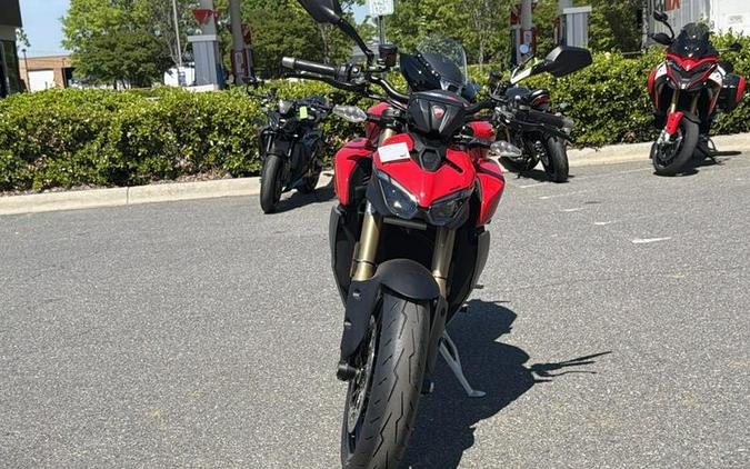 2026 Ducati Streetfighter V2