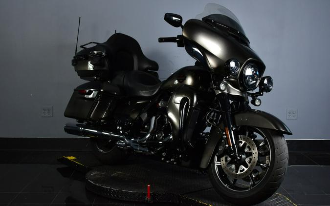 2018 Harley-Davidson CVO Limited