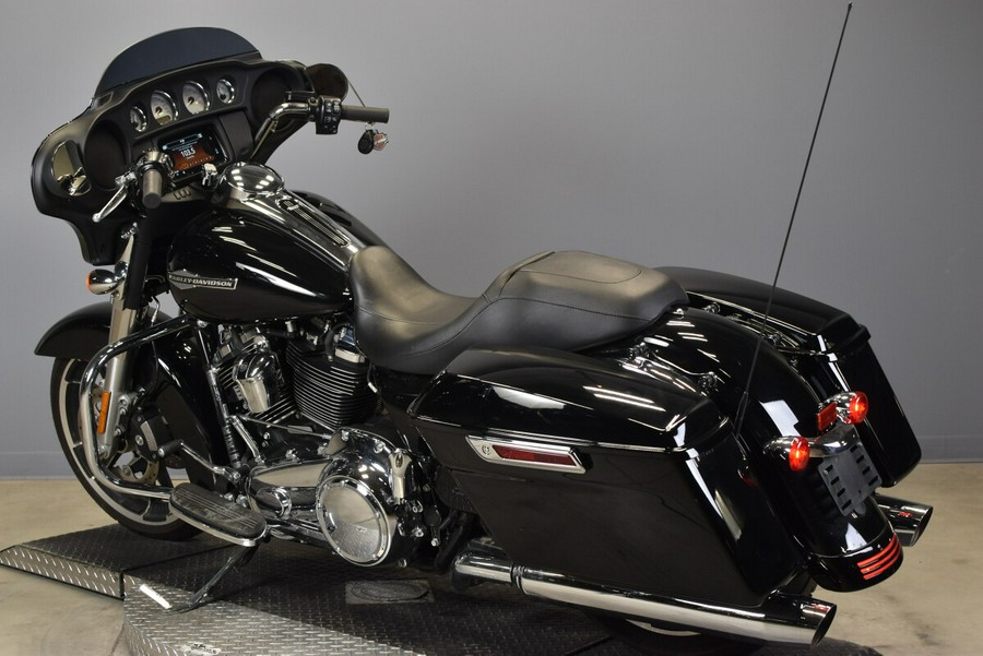 2022 Harley-Davidson Street Glide