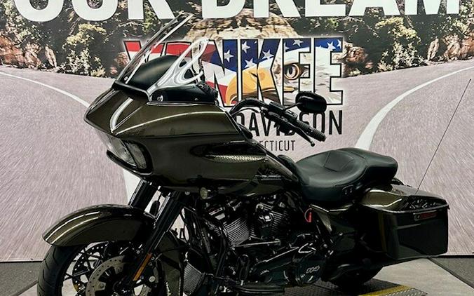 2020 FLTRXS Road Glide Special