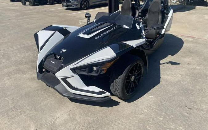 2019 Polaris Slingshot® Slingshot® SLR Icon Monument White