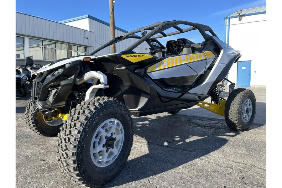 2024 Can-Am Maverick R BASE