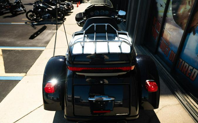 2019 Harley-Davidson® FLHTCUTG - Tri Glide® Ultra