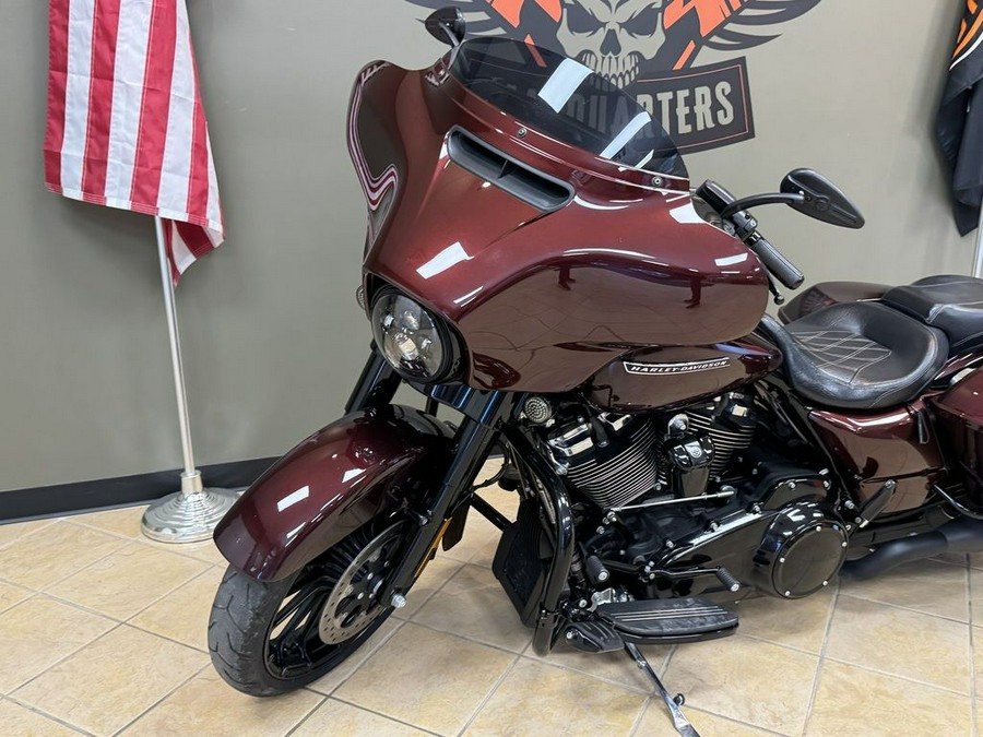 2018 Harley-Davidson Street Glide® Special