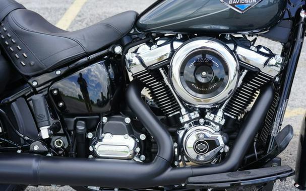 2025 Harley-Davidson Softail FLHC - Heritage Classic