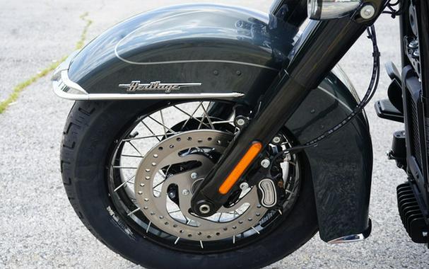 2025 Harley-Davidson Softail FLHC - Heritage Classic