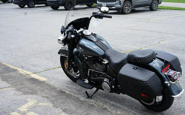 2025 Harley-Davidson Softail FLHC - Heritage Classic