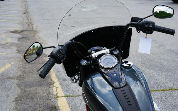 2025 Harley-Davidson Softail FLHC - Heritage Classic