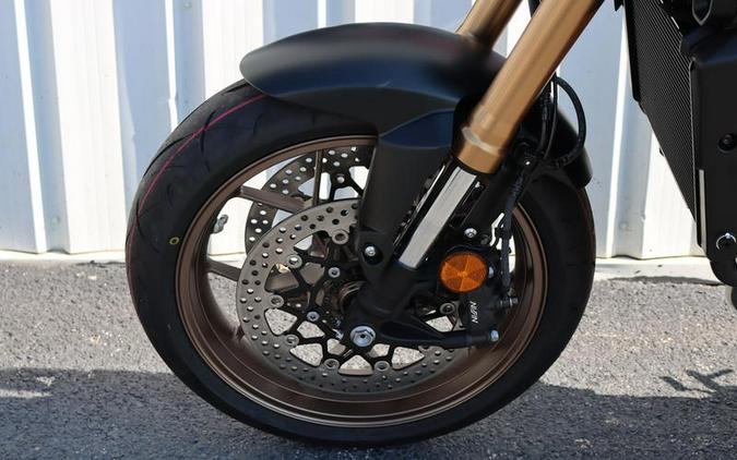 2025 Honda® CB650R E-Clutch