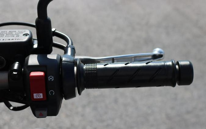 2025 Honda® CB650R E-Clutch