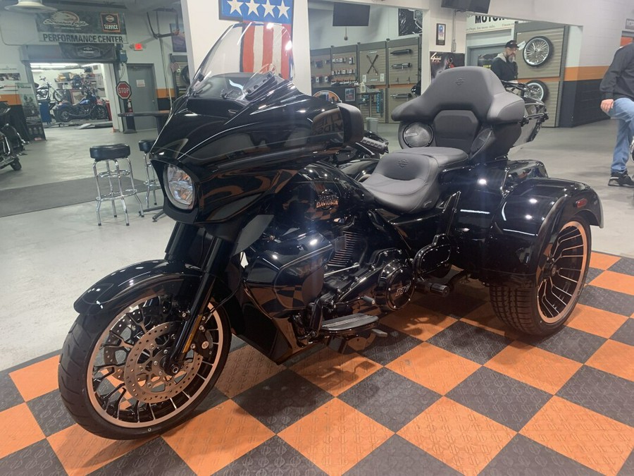 NEW 2026 HARLEY-DAVIDSON STREET GLIDE 3 LIMITED FLHLT FOR SALE NEAR LAKEVILLE, MN