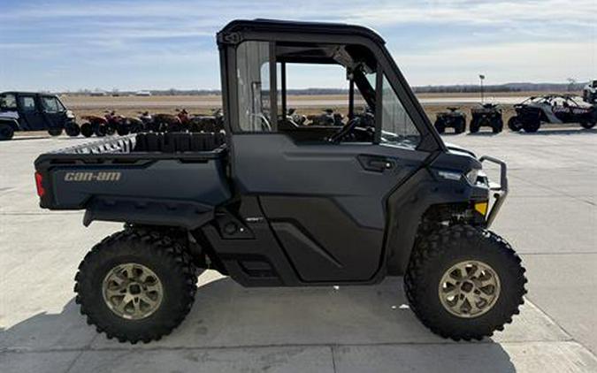 2025 Can-Am Defender Limited