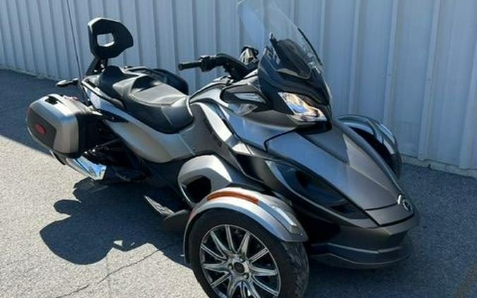 2014 Can-Am Spyder® ST Limited