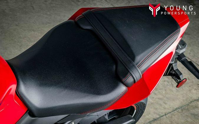 2025 Honda CBR650R E-Clutch