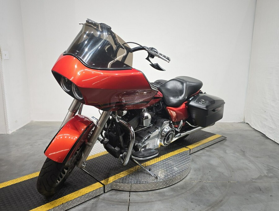 FLTRX 2011 Road Glide® Custom