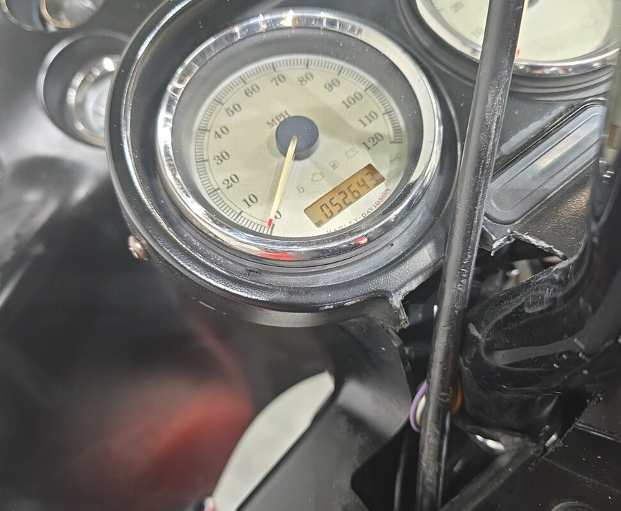 FLTRX 2011 Road Glide® Custom