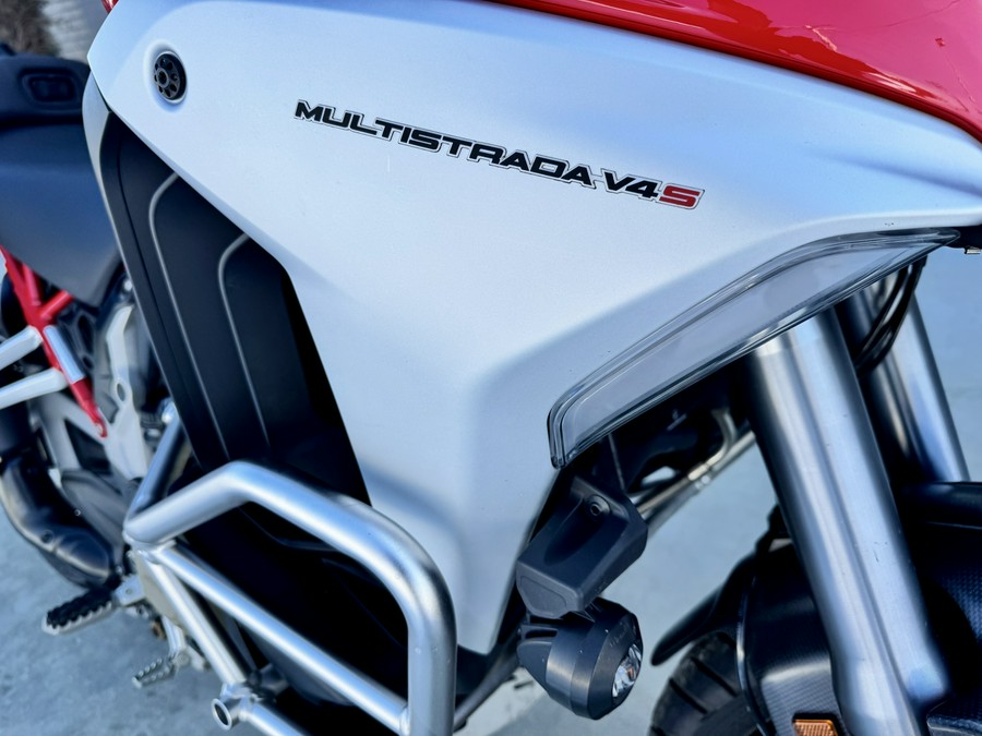 2021 Ducati Multistrada V4 S Travel & Radar Spoked Wheel