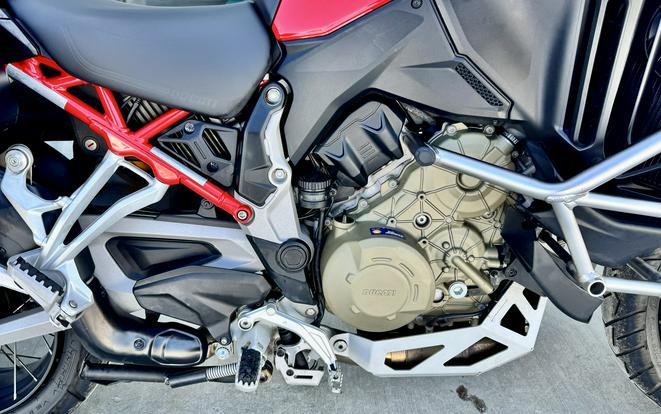 2021 Ducati Multistrada V4 S Travel & Radar Spoked Wheel
