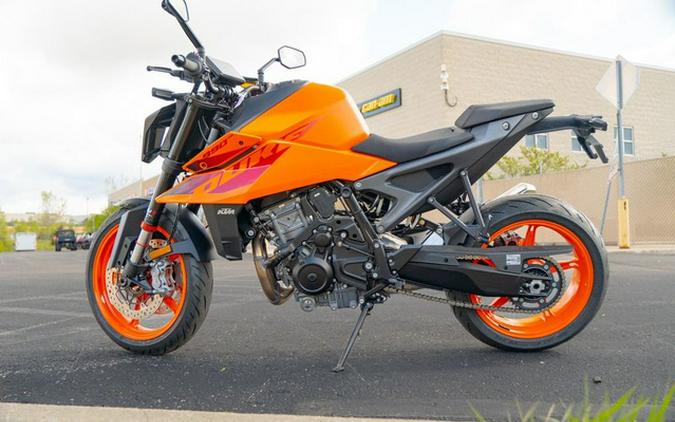 2024 KTM Duke 990