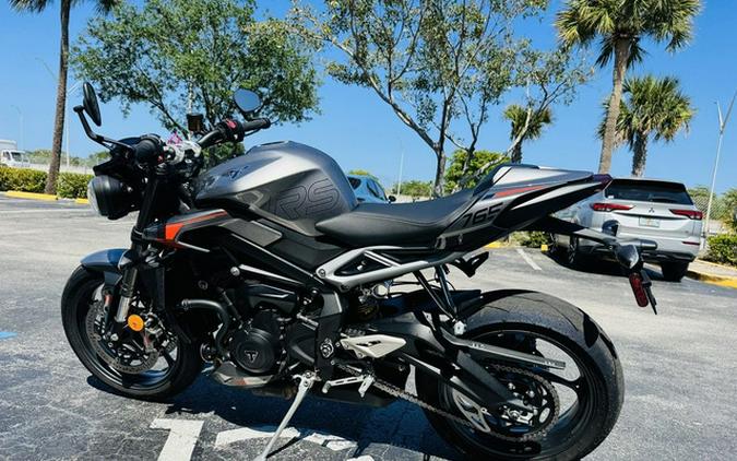 2024 Triumph Street Triple 765 RS Silver Ice R Silver Ice