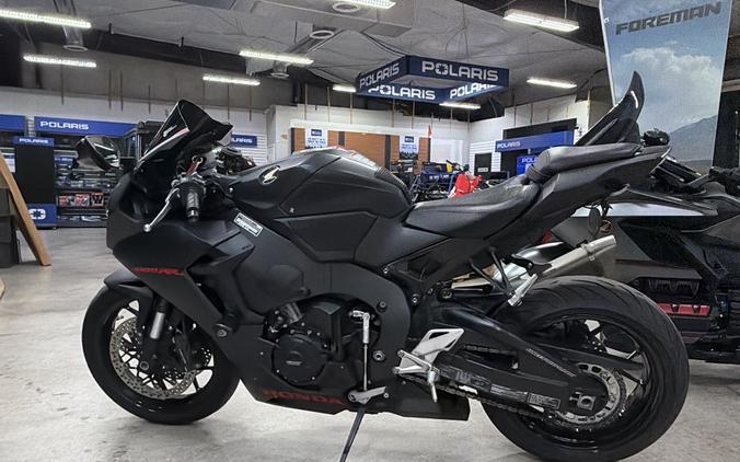 2018 Honda CBR1000RR Fireblade Base