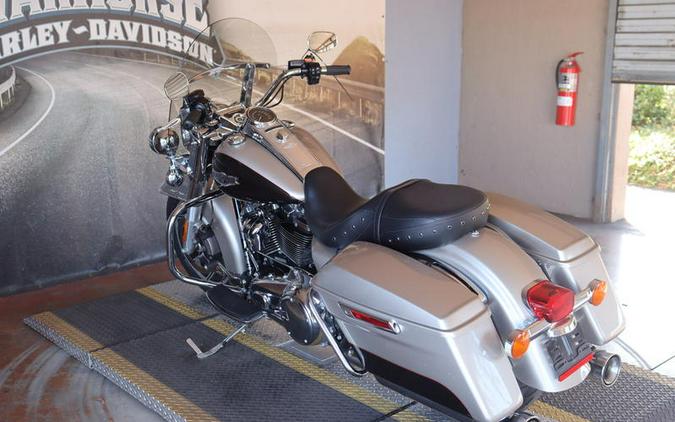 2018 Harley-Davidson® FLHR - Road King®