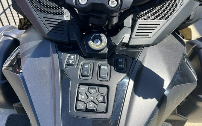 2022 Can-Am Spyder RT Limited Dark Wheels