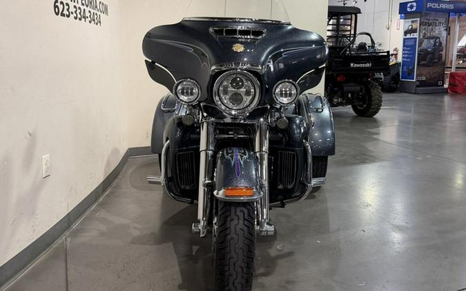 2015 Harley-Davidson Trike FLHTCUTG - Tri-Glide Ultra