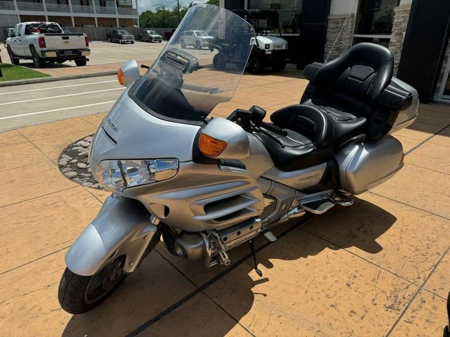 2007 Honda® Gold Wing® Audio / Comfort / Navi