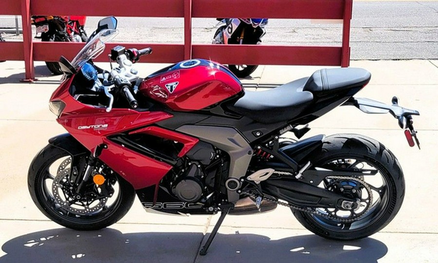 2025 Triumph Daytona 660 Carnival RedSapphire Black