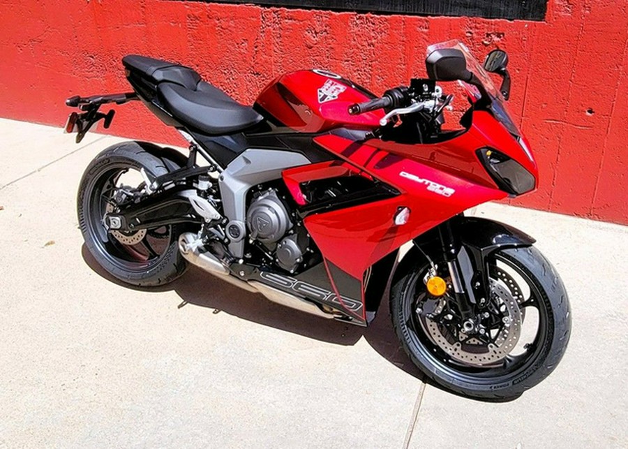 2025 Triumph Daytona 660 Carnival RedSapphire Black