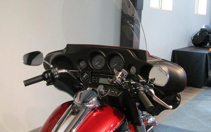 2012 Harley-Davidson® FLHTCUTG - Tri Glide® Ultra Classic®