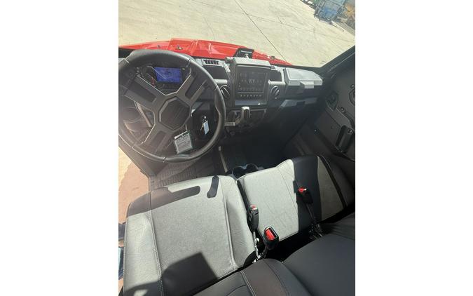 2027 Ranger Crew XP 1000 Cab - Polaris