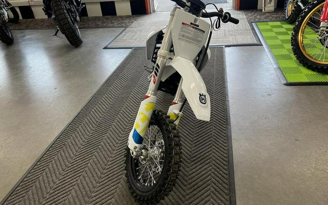 2024 Husqvarna® EE 5