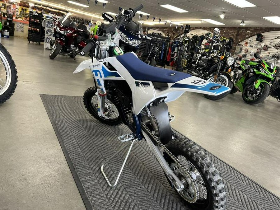 2024 Husqvarna® EE 5