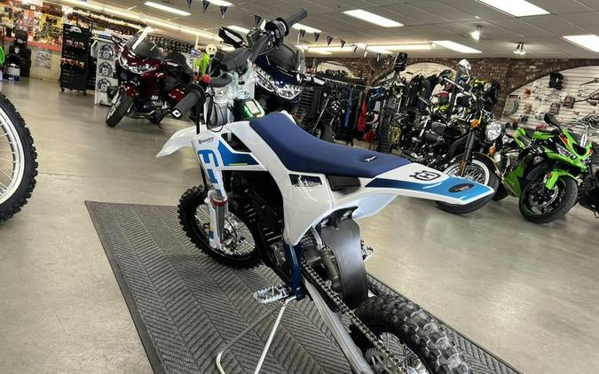 2024 Husqvarna® EE 5