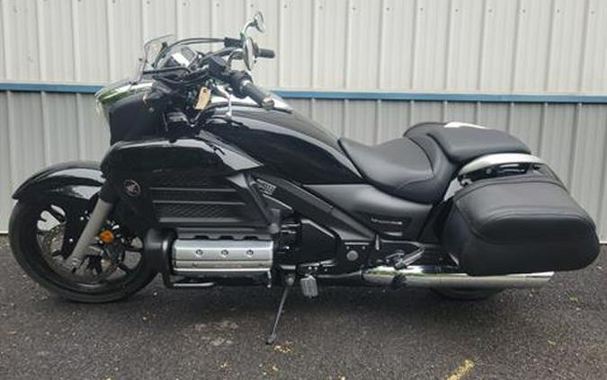 2014 Honda Gold Wing® Valkyrie®