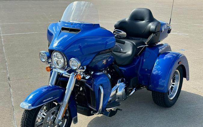 2024 Harley-Davidson Tri Glide Ultra Blue Burst