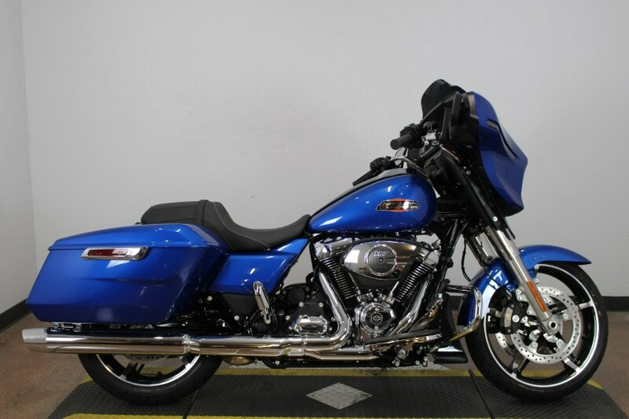 Harley-Davidson Street Glide® 2024 FLHX 618383ZZ BLUE BURST