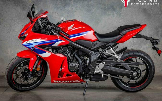 2025 Honda CBR650R E-Clutch