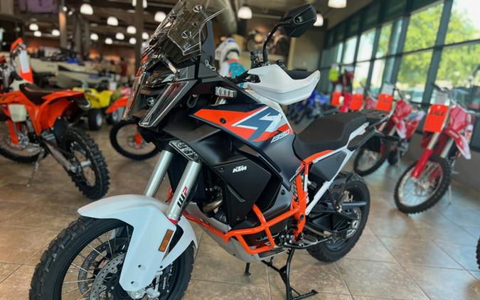 2026 KTM Super Adventure 1390 R