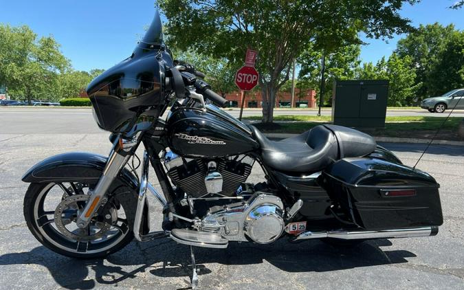 2016 FLHXS Street Glide® Special