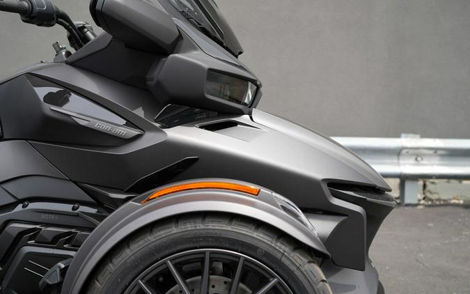 2026 Can-Am® Spyder RT Limited Dark