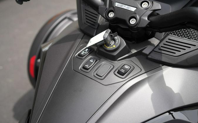 2026 Can-Am® Spyder RT Limited Dark