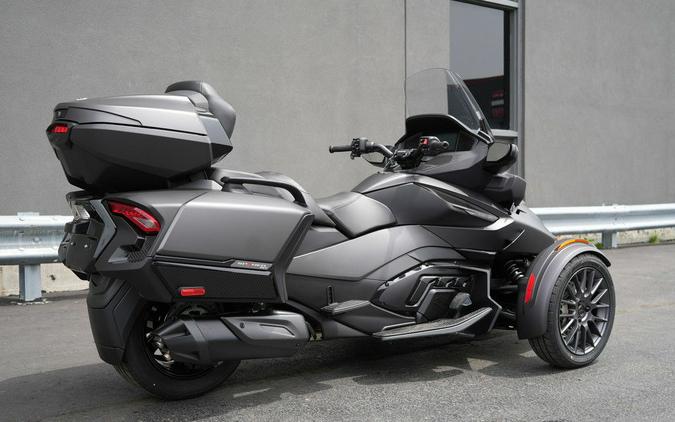 2026 Can-Am® Spyder RT Limited Dark